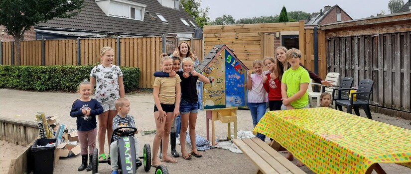 Minibieb_gemaakt_door_de_kinderen